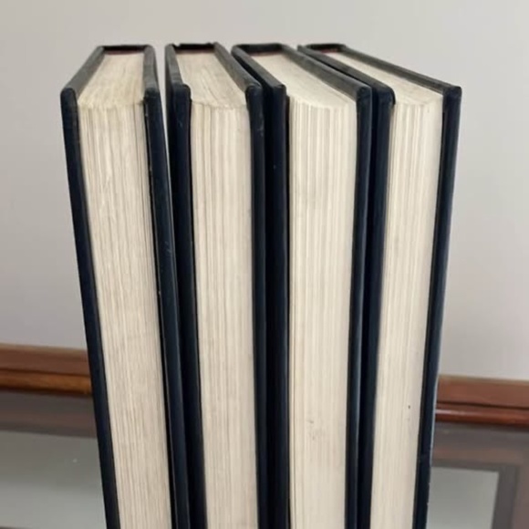 Vintage Agatha Christie Hardcover Mystery Collection (4 books) - Picture 5 of 5